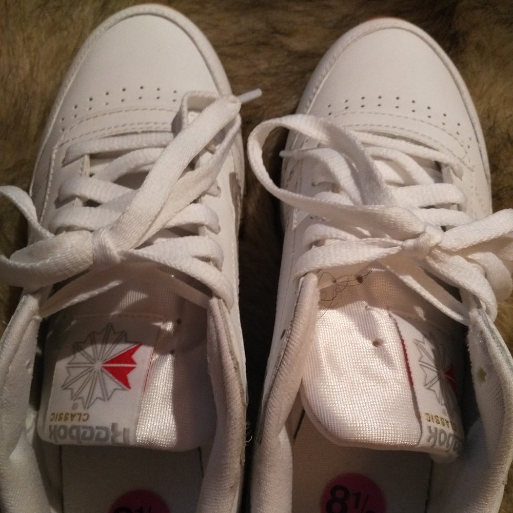 Classic Reebok All White
